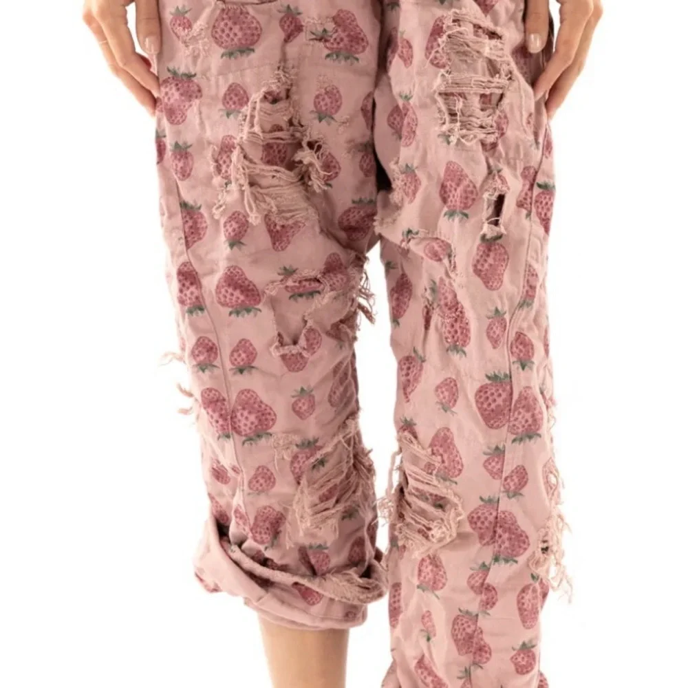 Magnolia Pearl Pink Strawberry Print Pants - Picture 2 of 3